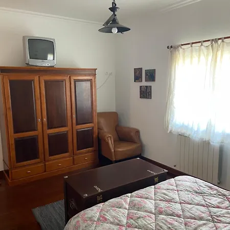 Alojamento de Turismo Rural Casa Do Cabeço