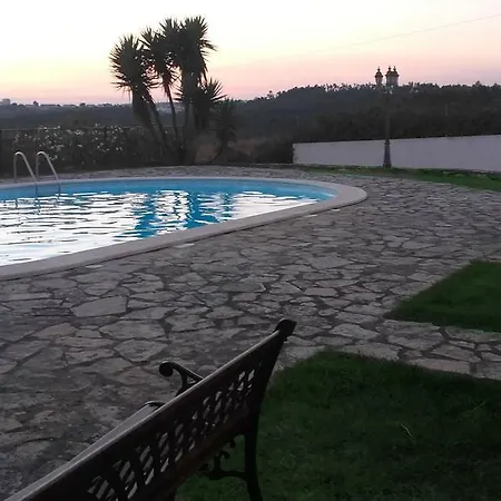 Casa Do Cabeço Alojamento de Turismo Rural *